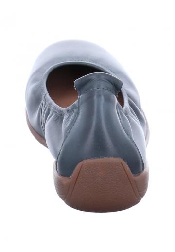 Спортивные балетки