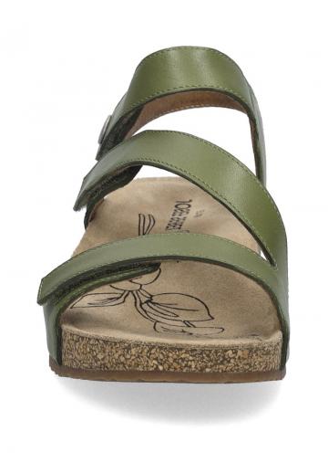 Босоножки на танкетке