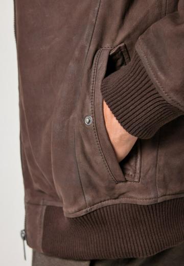 Куртка бомбер