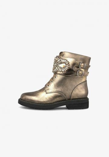 Ботинки на шнуровке