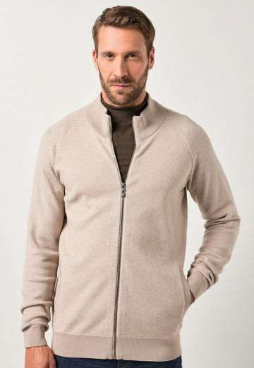 Вязаная кофта