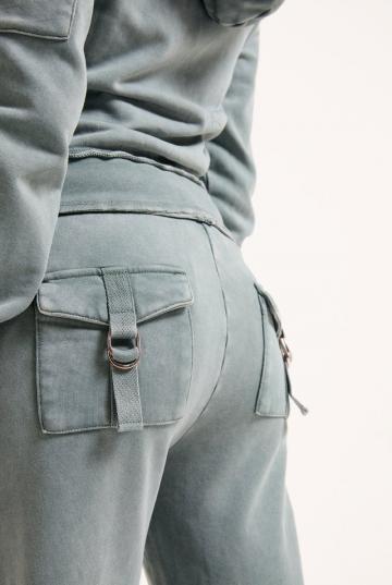 Спортивные штаны