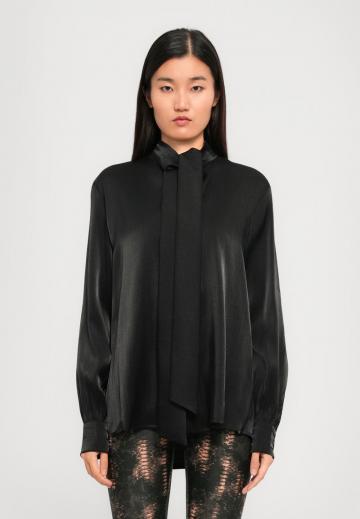 Атласная блузка