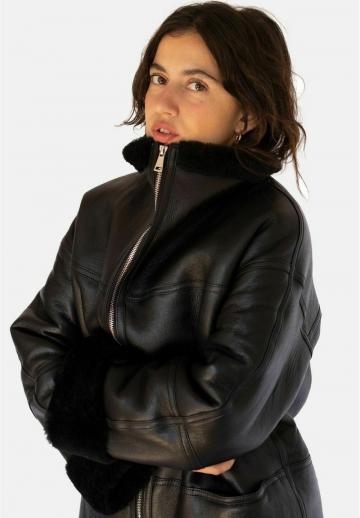 Кожаное пальто