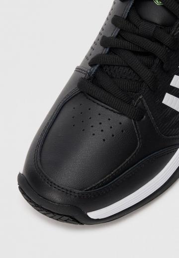 Теннисные кроссовки