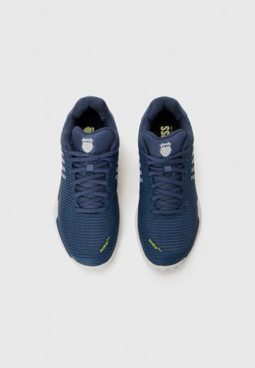 Теннисные кроссовки