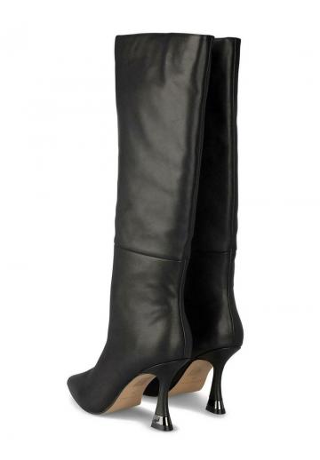 Высокие сапоги