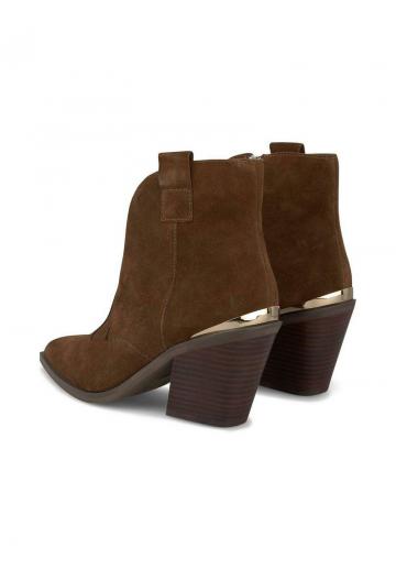 Полусапожки на высоком каблуке