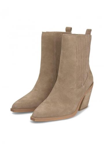 Полусапожки на высоком каблуке