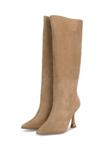 Высокие сапоги