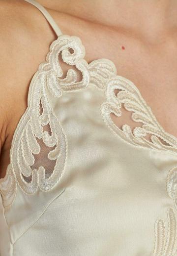 Топ на бретельках