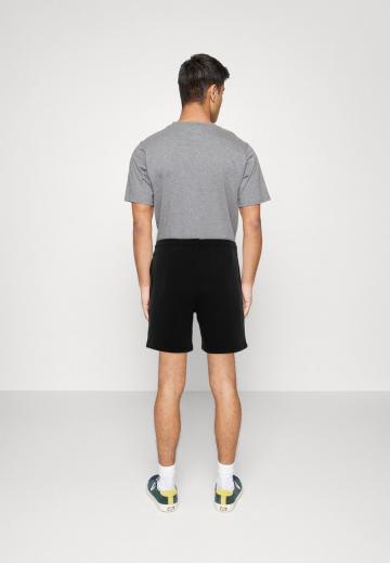 Узкие брюки