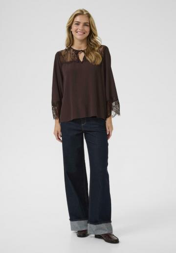 Кружевная блузка