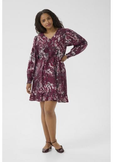 Короткое платье