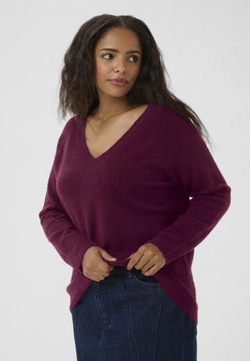 Пуловер с вырезом V