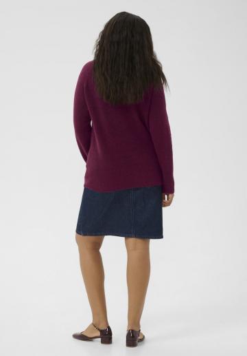 Пуловер с вырезом V