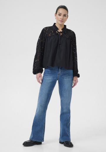 Кружевная блузка