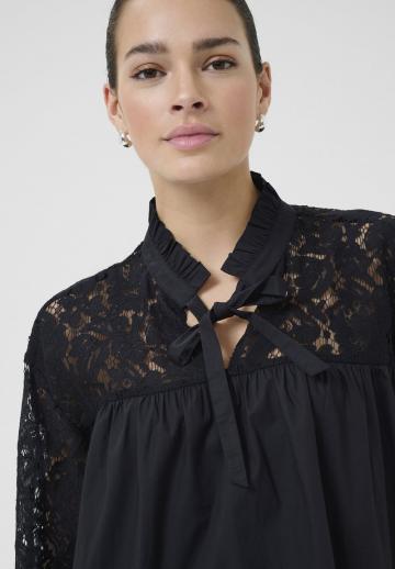 Кружевная блузка