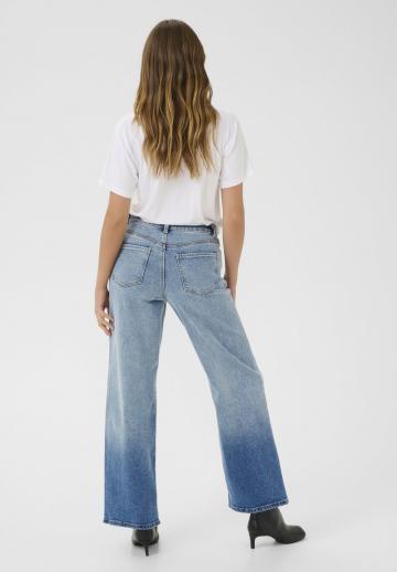 Свободные джинсы