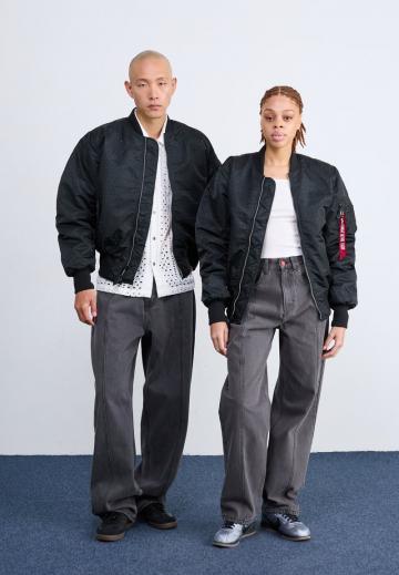 Куртка бомбер