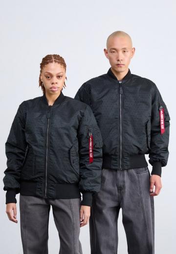 Куртка бомбер