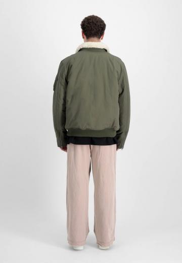 Куртка бомбер