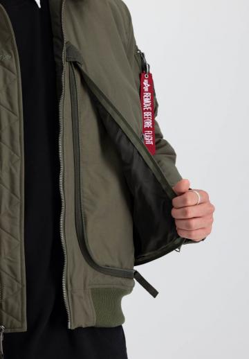 Куртка бомбер