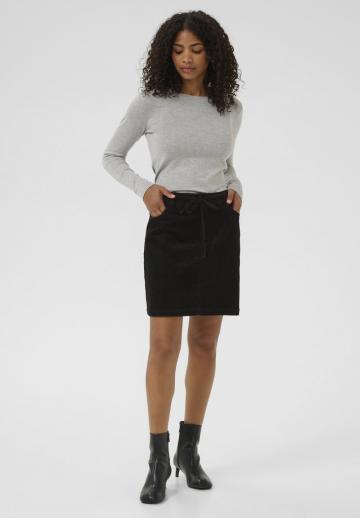 Юбка с накладными карманами