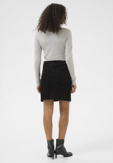 Юбка с накладными карманами