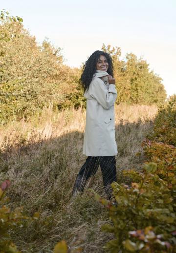 Короткое пальто