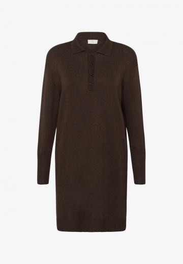 Вязаное платье