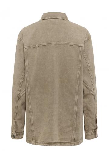 Куртка с накладнымит карманами