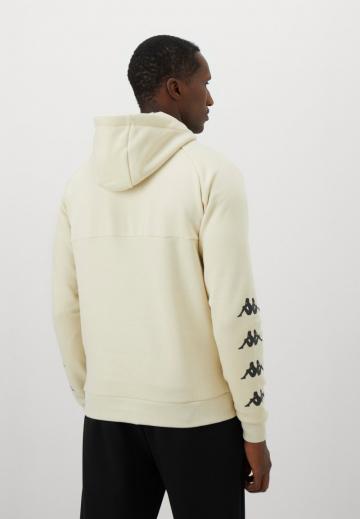 Спортивная кофта