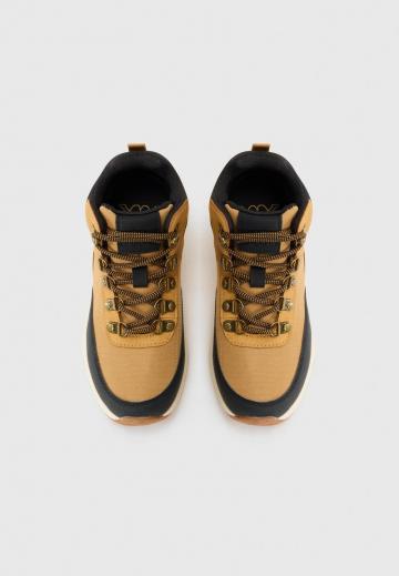 Детская обувь