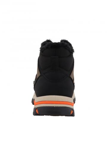 Походные ботинки