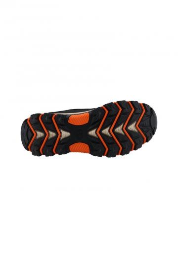 Походные ботинки