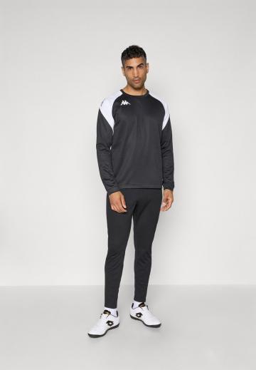 Спортивная кофта