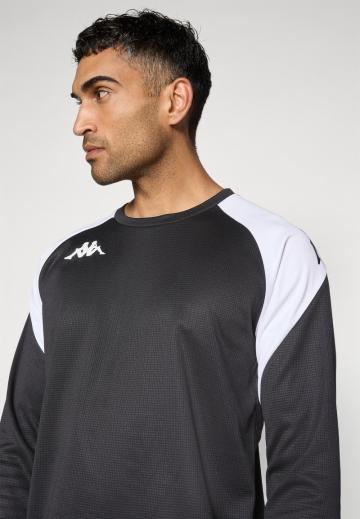 Спортивная кофта