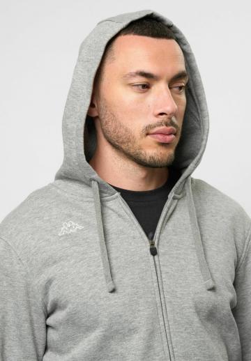 Спортивная кофта