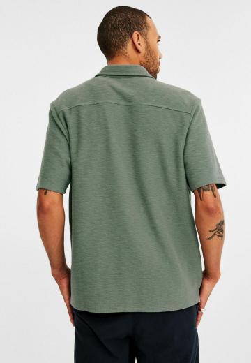 Рубашка с коротким рукавом