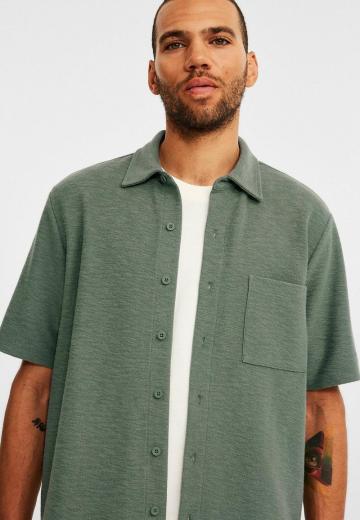 Рубашка с коротким рукавом