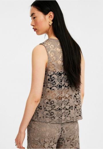 Кружевная блузка