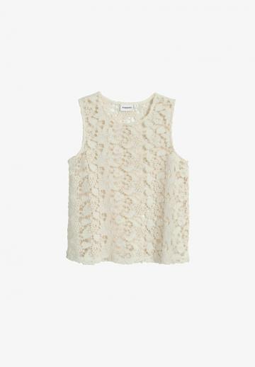 Блузка без рукавов