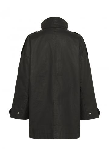 Короткое пальто