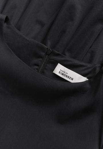 Короткое платье