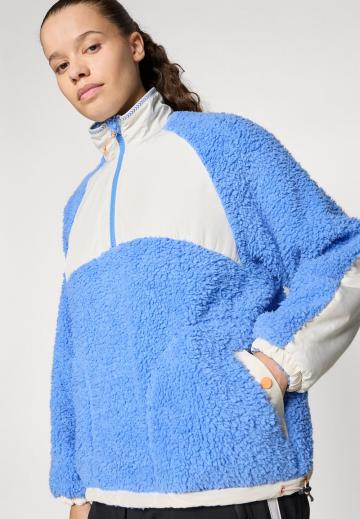 Спортивная толстовка