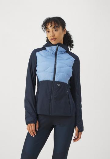 Спортивная куртка