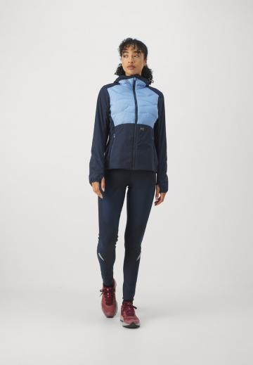 Спортивная куртка