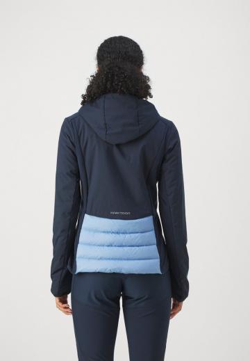 Спортивная куртка