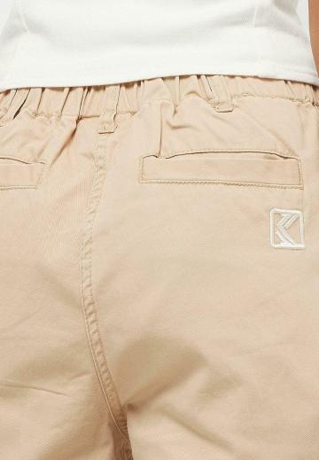 Брюки с накладными карманами
